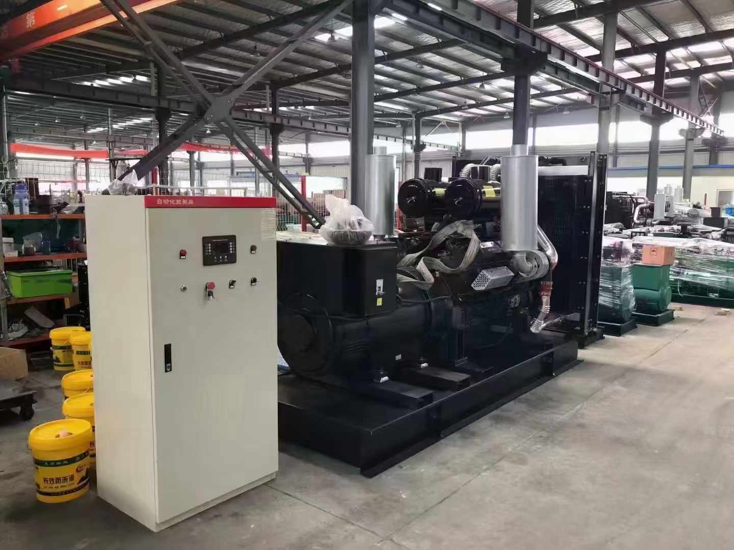 甘州柴油发电机运行时的噪音和振动水平如何?